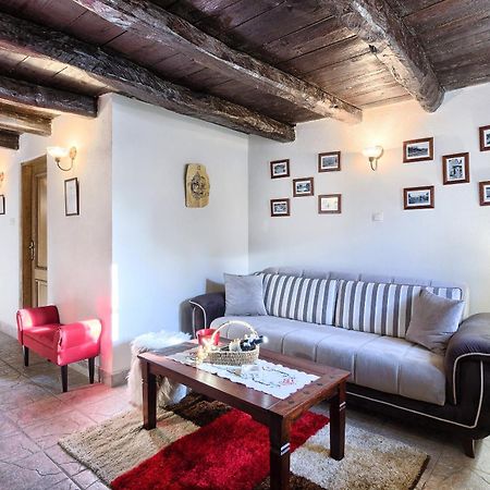 Dalmatia Stone House - Heated Pool Guest House Biorine ภายนอก รูปภาพ