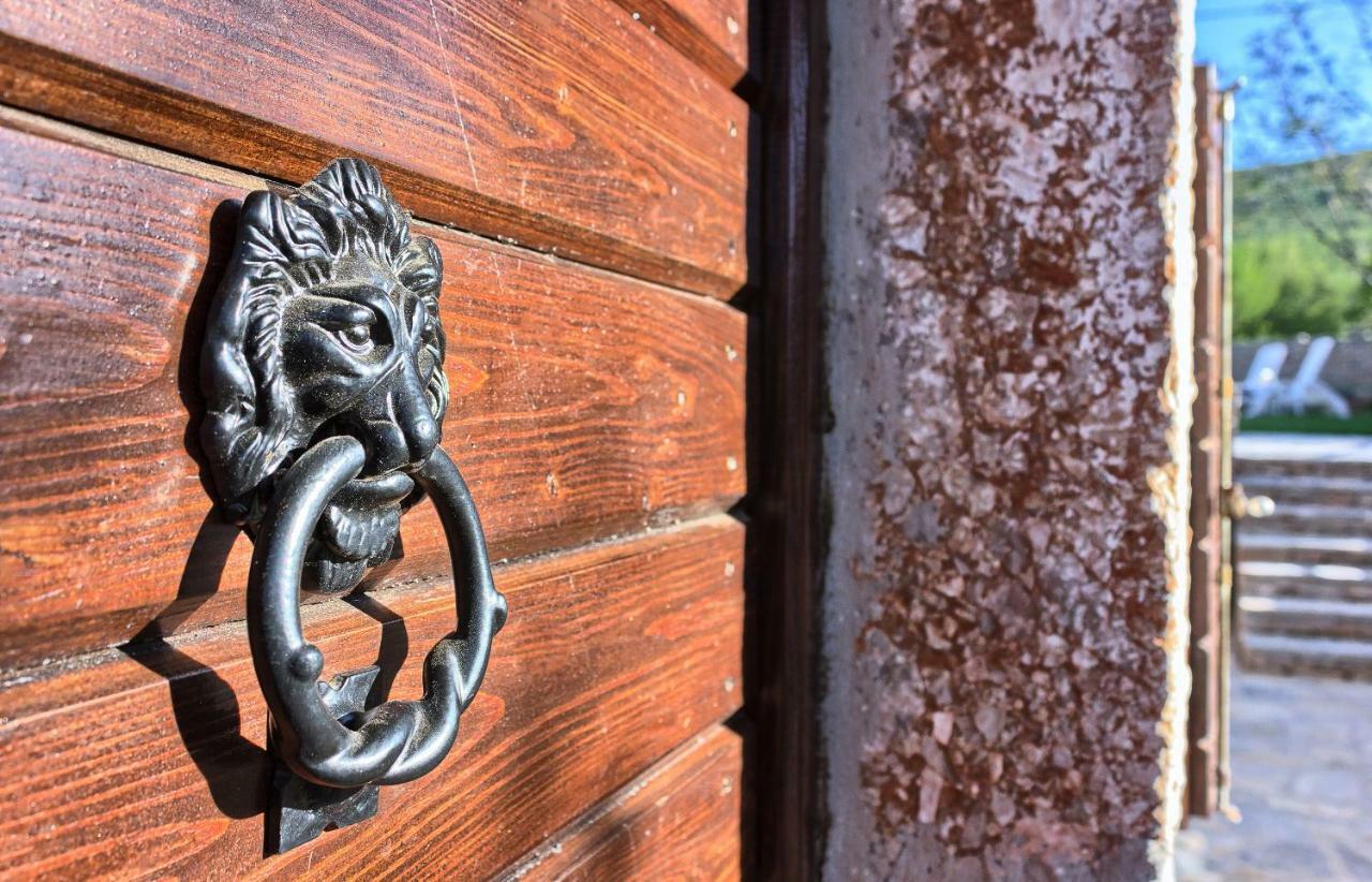 Dalmatia Stone House - Heated Pool Guest House Biorine ภายนอก รูปภาพ