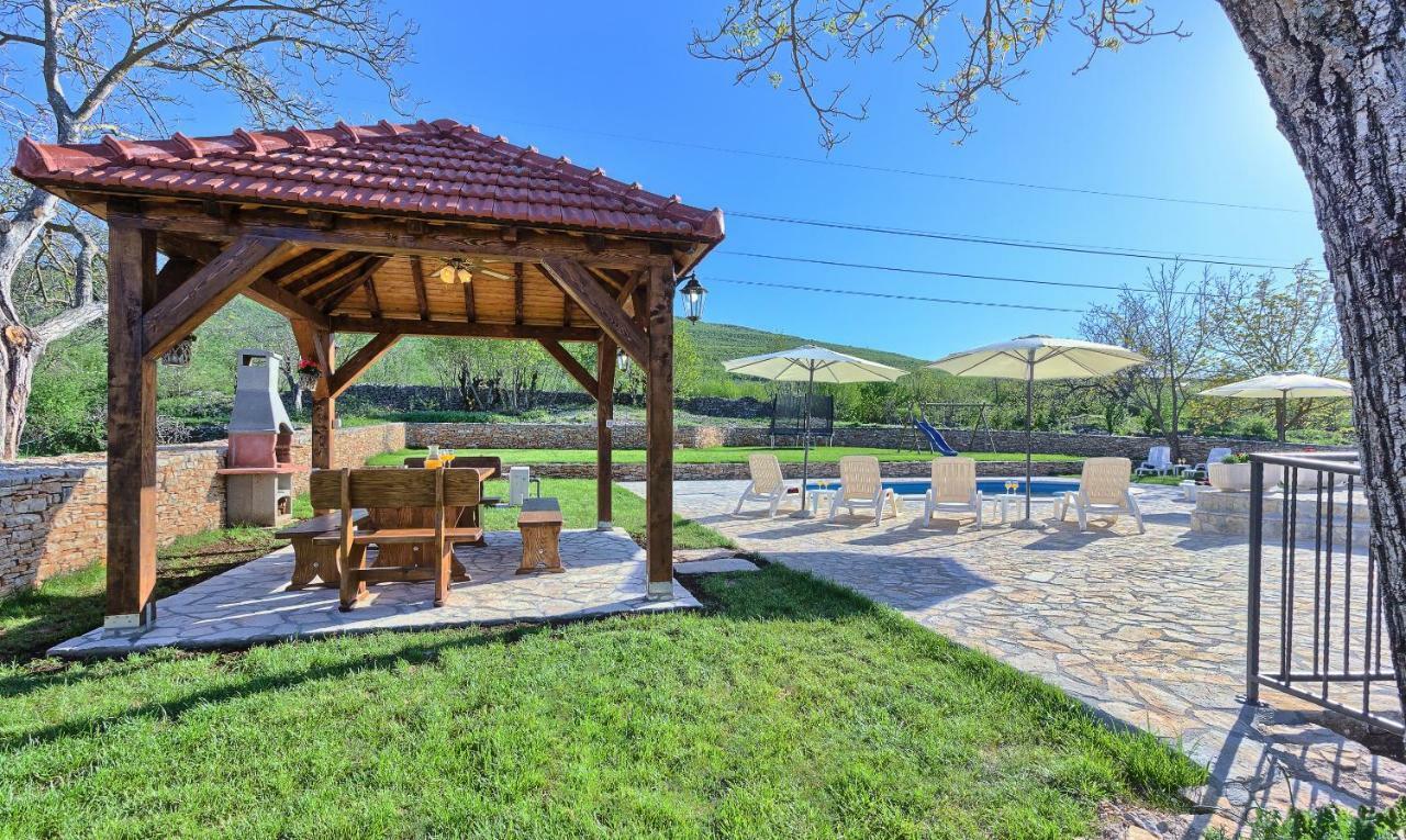 Dalmatia Stone House - Heated Pool Guest House Biorine ภายนอก รูปภาพ