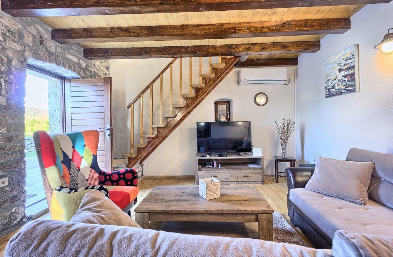Dalmatia Stone House - Heated Pool Guest House Biorine ภายนอก รูปภาพ