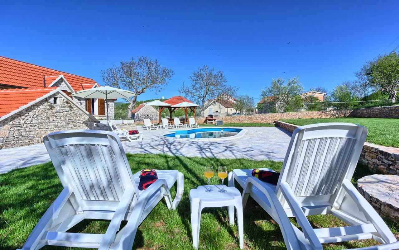 Dalmatia Stone House - Heated Pool Guest House Biorine ภายนอก รูปภาพ