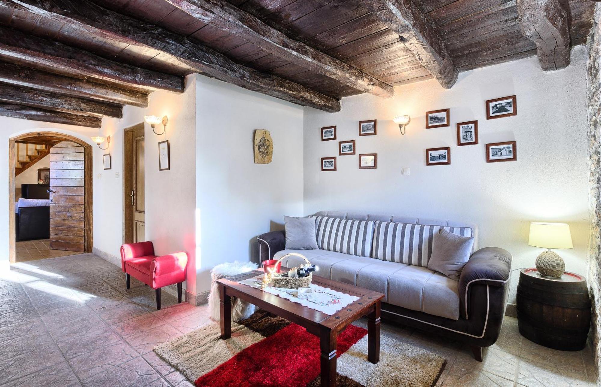 Dalmatia Stone House - Heated Pool Guest House Biorine ภายนอก รูปภาพ