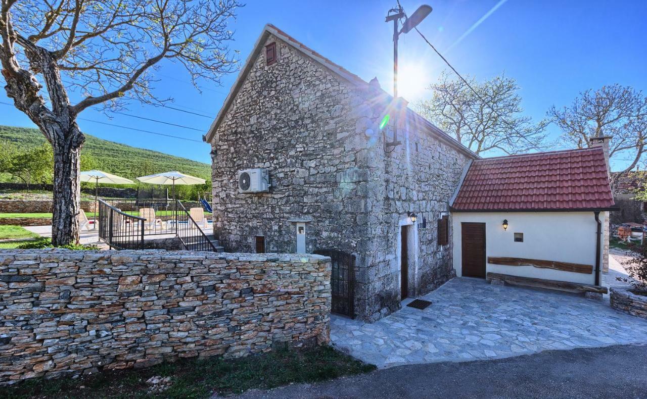 Dalmatia Stone House - Heated Pool Guest House Biorine ภายนอก รูปภาพ