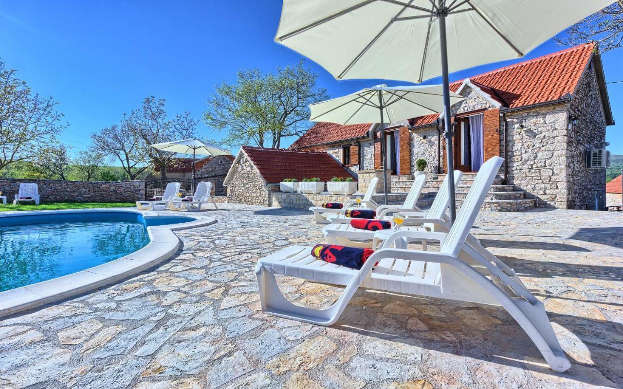 Dalmatia Stone House - Heated Pool Guest House Biorine ภายนอก รูปภาพ