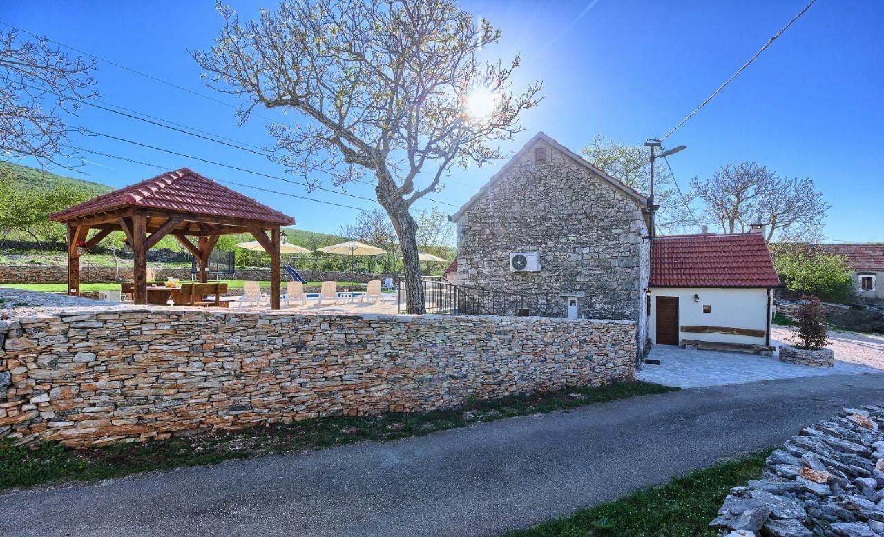Dalmatia Stone House - Heated Pool Guest House Biorine ภายนอก รูปภาพ