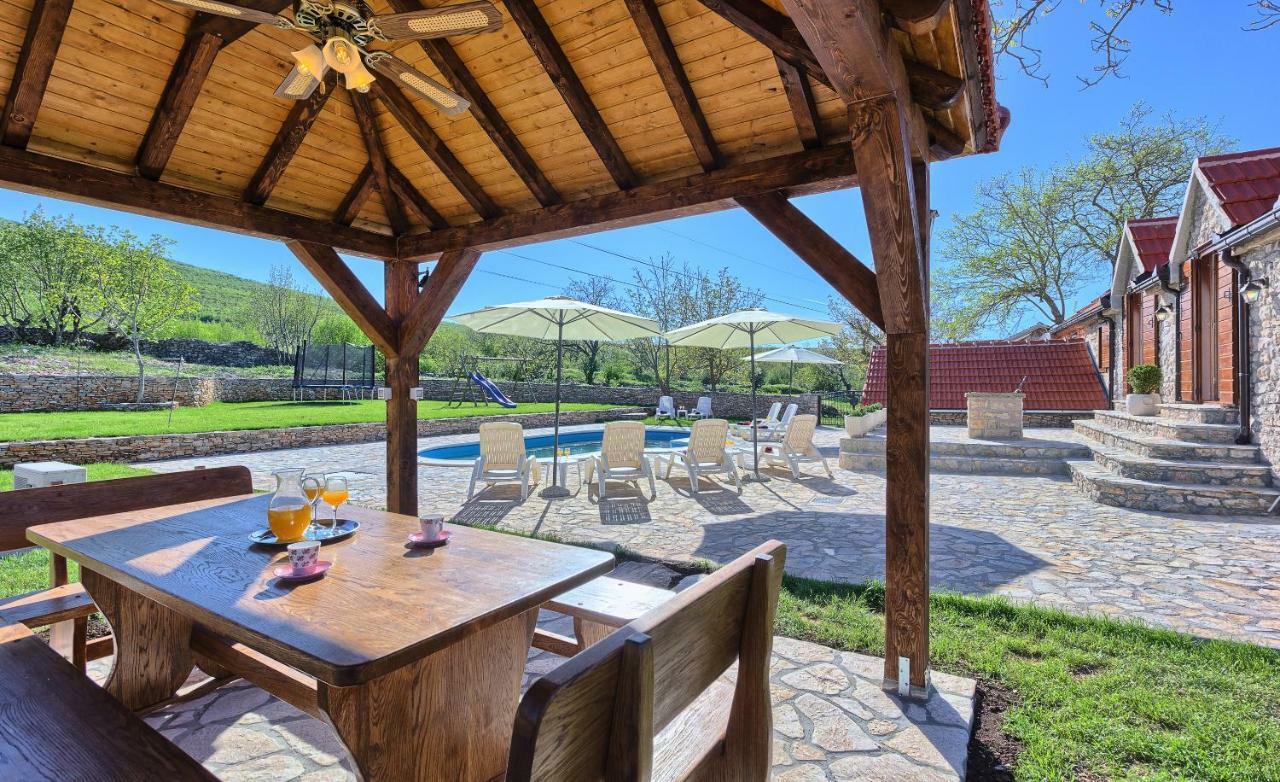 Dalmatia Stone House - Heated Pool Guest House Biorine ภายนอก รูปภาพ