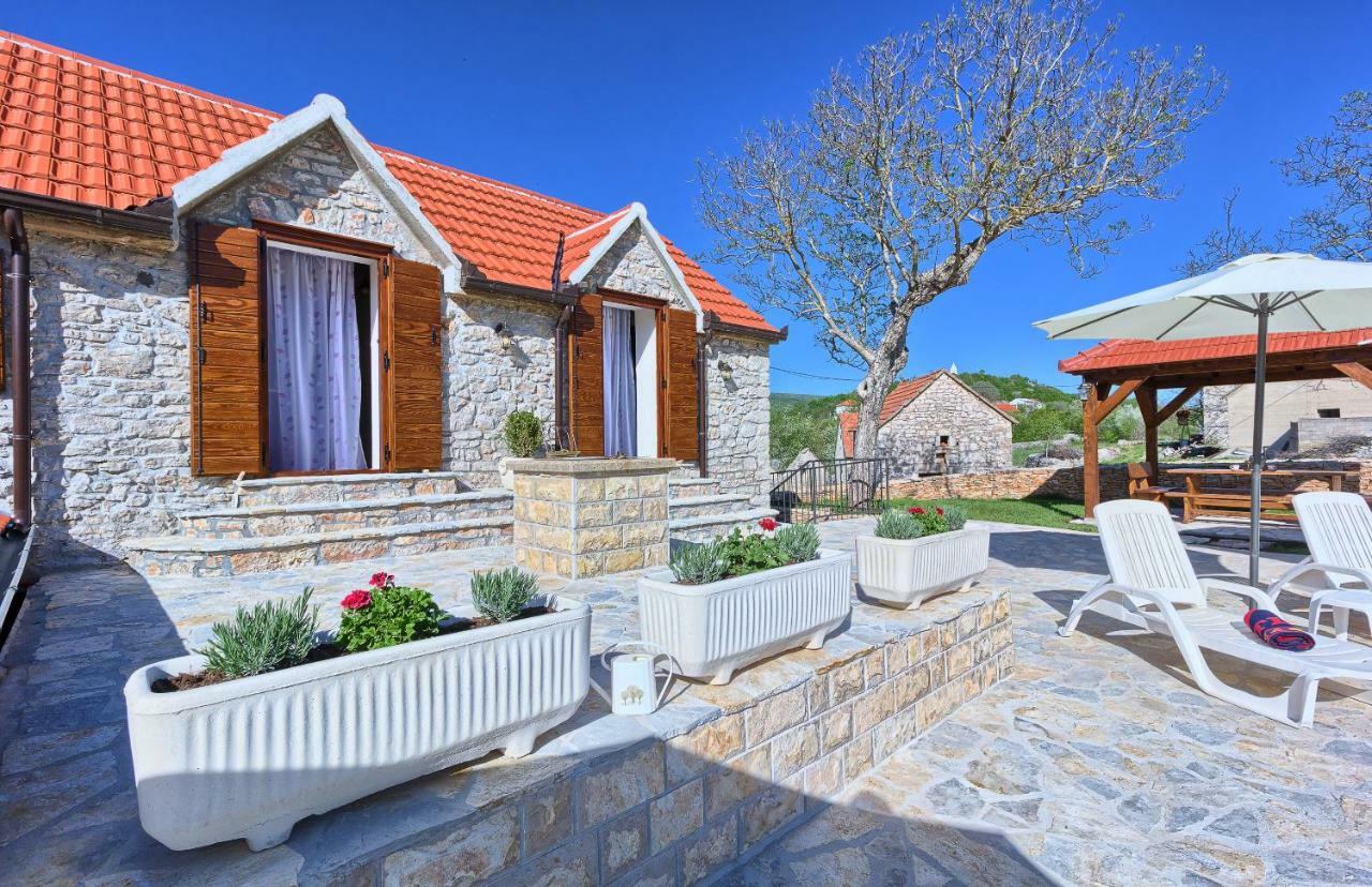 Dalmatia Stone House - Heated Pool Guest House Biorine ภายนอก รูปภาพ